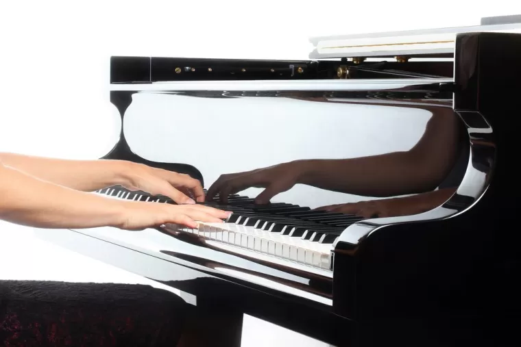 Valeur piano droit ancien, Verel-de-Montbel, Marion Pianos
